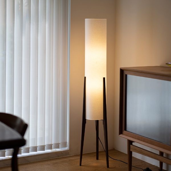 Walnut Floor Lamp warm