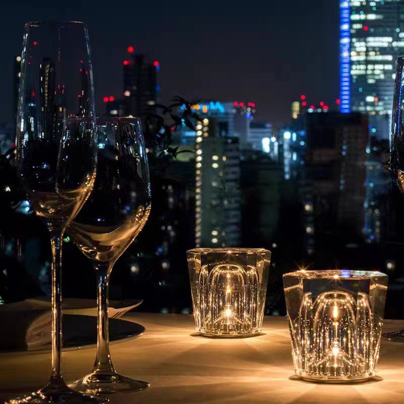 Crystal table lamp