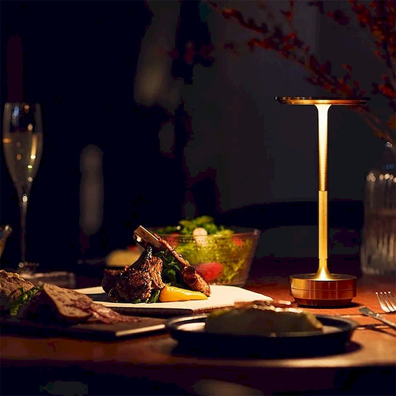 UFO Table Lamp lighting