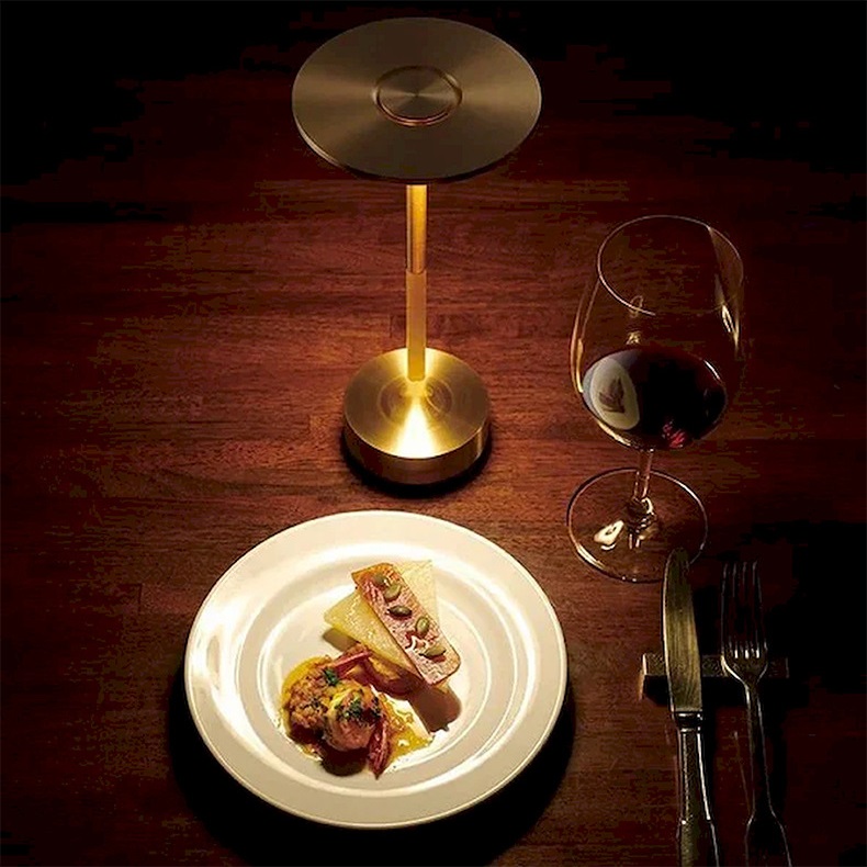 UFO Table Lamp lighting